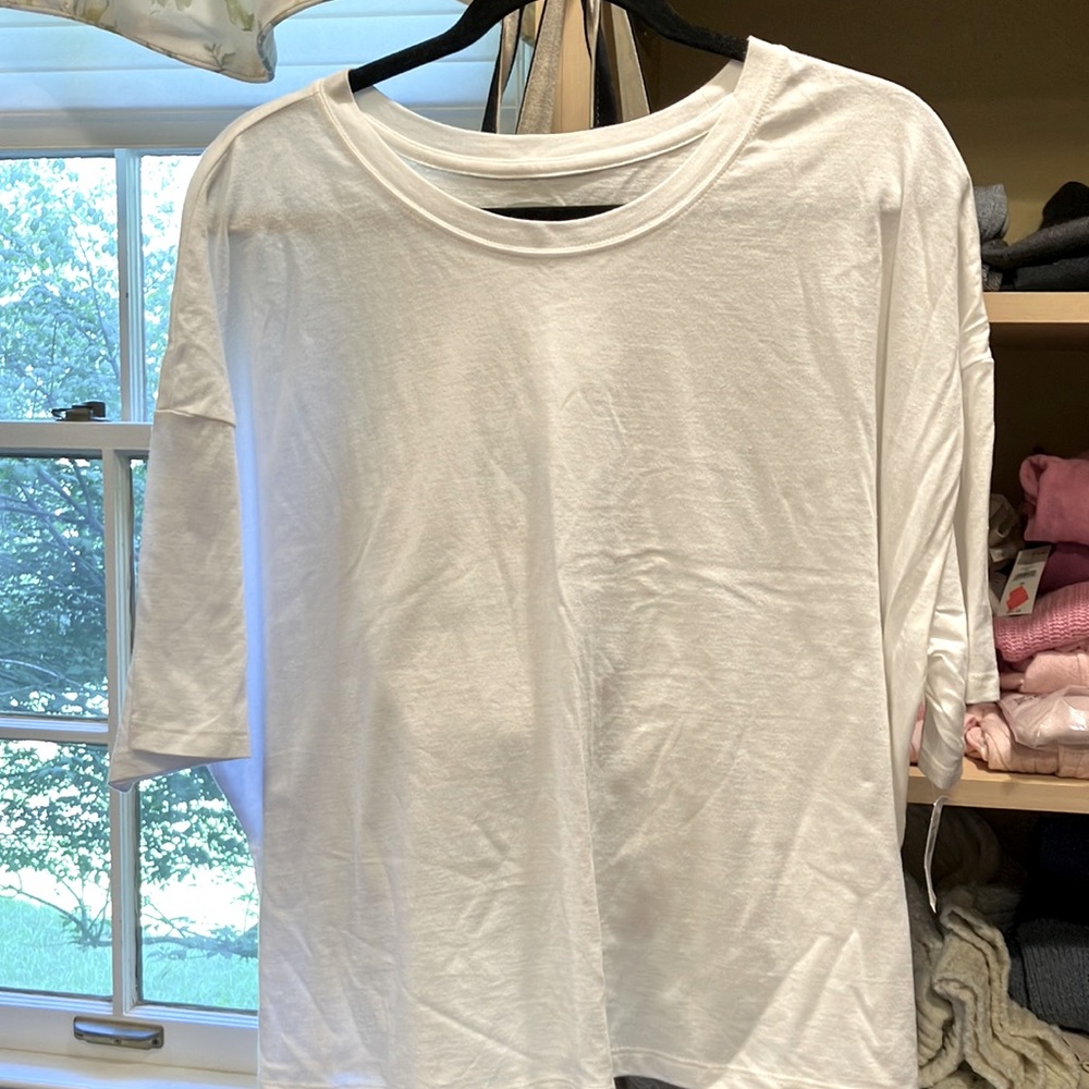 White t shirt women’s size xxl NWT
